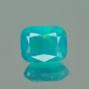 0.85Ct Natural Vivid Green Hauyne 'UV' Color Change Origin Badakhshan - Picture 1 of 2