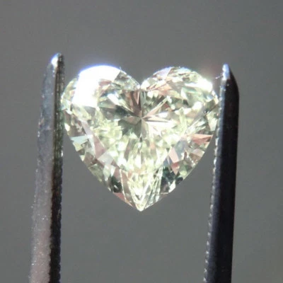 Precioso 5 X 5 mm 0,42 CT Blanco Off Forma de Corazón Corte Suelto Moissanita 4 Anillos Foto 1 de 2
