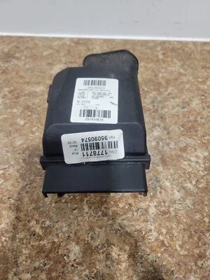 Chevrolet Cruze 2013 cabina interior fusibles/caja relé cubierta Foto 1 de 3