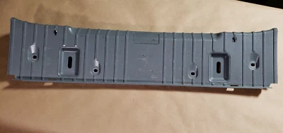 BMW 328Xi 328i E90 2009 maletero trasero panel de moldura de umbral inferior 7059258 OEM Foto 1 de 4