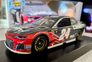 2018 William Byron #24 Liberty University Rookie of the Year Galaxy Color - Picture 1 of 11