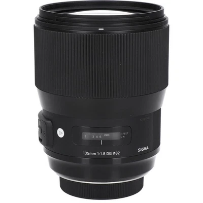 Sigma 135mm F1.8 DG HSM (A) Lens for Sigma SA Mount Used - Image 1 of 4