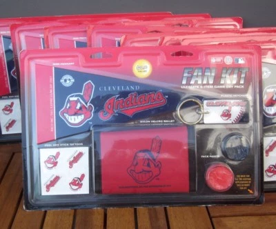 CLEVELAND INDIANS Chief Wahoo baseball 5-Item Game-Day Pack wallet keychain NWT - Image 1 of 3