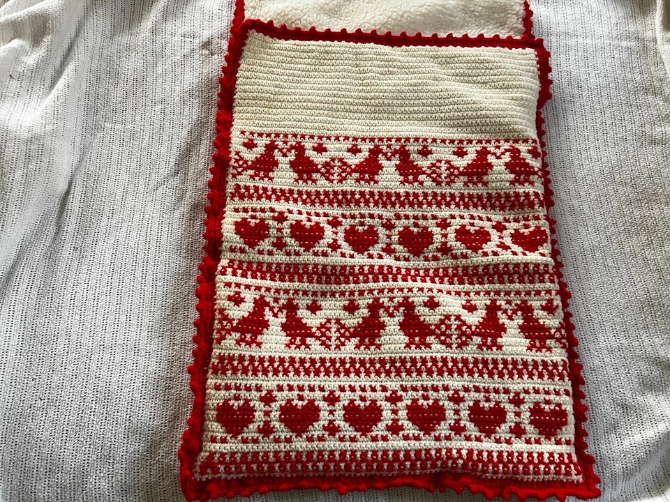 Baby Bundle Sleeping Bag Gorgeous Hand Crochet Fleece Lined Excellent Condition - Image 1 of 4