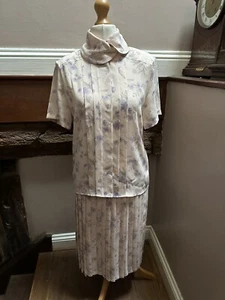 Vintage Eastex Heirloom skirt & blouse suit Pale Pink Blue Flowers Wedding Races - Picture 1 of 10