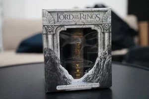 The Lord of the Rings Fellowship Of The Rings Collector's DVD Gift Box Set NIB - Picture 1 of 3