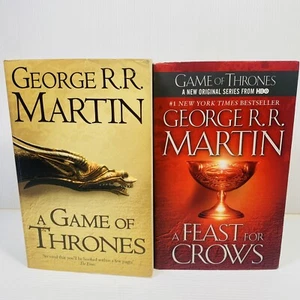 2 Lot George R R Martin-Game of Thrones & A Feast for Crows Small Paperbacks - Picture 1 of 11