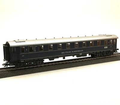 Märklin H0 29857 Personenwagen 2. Klasse 16 310 Mü, der DB o. OVP, RV4/10 - Bild 1 von 3