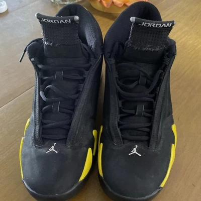 Air Jordan 14 Retro Thunder 2014 Negro Amarillo 487471-070 EE. UU. 10,5 Hombres Foto 1 de 4