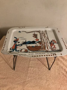 Vintage Huckleberry Hound Yogi Schnellzug McGraw Metall Tablett mit ausklappbaren Beinen - Bild 1 von 13