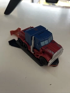 2010 Hasbro Tomy 3.25” Pop Up Optimus Prime Transformer Toy Rare, Fast Postage - Picture 1 of 3
