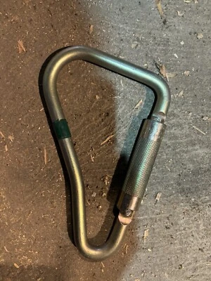 Reliance 3064-36 Carabiner Twist Lock Pear 2" Gate 3600lb Steel Pin Mty Qty Avai - Image 1 of 4