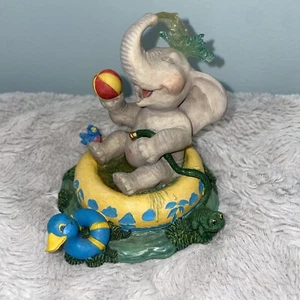 Have A Ball The Peanut Pals Collection de Tom Newsom Elephant In Kid Pool Frog - Imagen 1 de 9