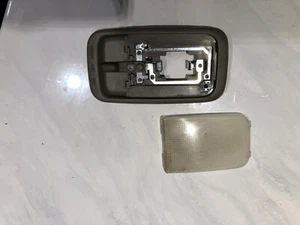 Toyota Tacoma Truck 4Runner Rav4 Scion XB Brown DOME LIGHT 2001 2002 2003 2004 - Picture 1 of 6