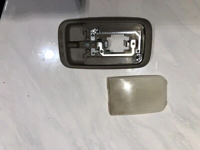 Toyota Tacoma Truck 4Runner Rav4 Scion XB Brown DOME LIGHT 2001 2002 2003 2004 - Image 1 of 4