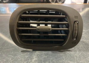 2001-2007 CHRYSLER TOWN & COUNTRY A/C VENT P/N 0SC95TRMAA GENUINE OEM RH FRONT - Picture 1 of 8