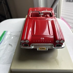 ERTL 1962 Corvette Red 1:18 scale Chevrolet Model Car Rare AS IS See Details - Picture 1 of 18