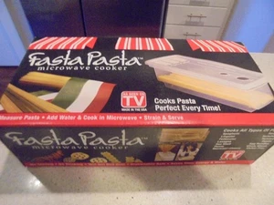 Fasta Pasta Miicrowave cooker made in the U.S. new in box ~ low fast shipping! - Picture 1 of 2