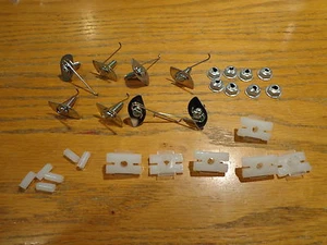 70 - 74 Plymouth Barracuda Gran Coupe & Cuda Trunk Molding Trim Clip Set - Bild 1 von 1