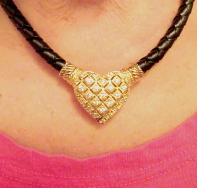 Judith Ripka 14K-vestido SS Diamonique Mag Corazón Colgante Cuero Negro Collar Caja Foto 1 de 4