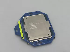 Intel Xeon E7-4880 v2 2.5 GHz 37.5 MB 8 GT/s 15 Core SR1GM Server CPU - Picture 1 of 4