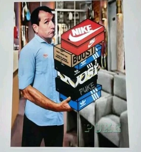 Al Bundy Sneakerhead Pop Art STAMPA arte originale di graffiti artista NYC PUKE - Foto 1 di 3