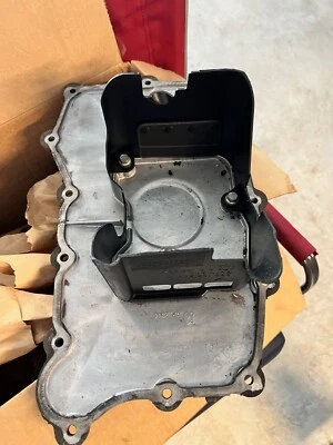 Porsche 986 Boxster 97-04 / 996 Carrera 99-05 Oil Pan Sump Cover 9961073108R Foto 1 de 2