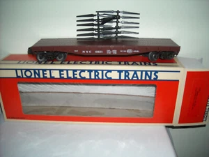 LIONEL #6521 NEW YORK CENTRAL FLATCAR WITH STAKES - Picture 1 of 1