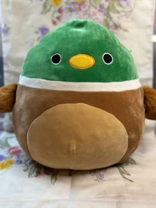 Juguete Kellytoy de peluche Squishmallows Avery The Duck de 12 pulgadas - Imagen 1 de 4
