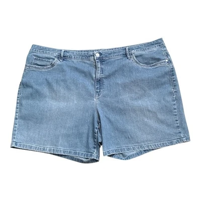 GLORIA VANDERBILT Womens Plus Size 24W Slimming Studded Denim Blue Jean Shorts - Image 1 of 4