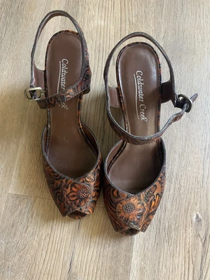 Coldwater Creek Tooled Leather Wedge Sandals 7M Brown Ankle Strap Peep Toe - Image 1 of 4
