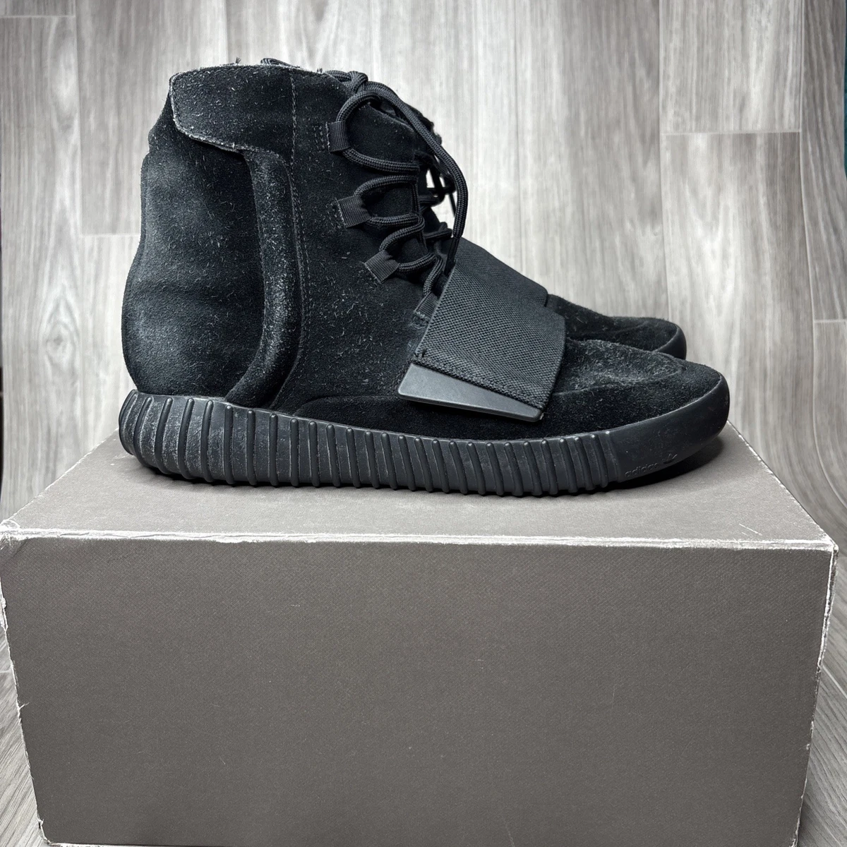 adidas Yeezy Boost 750 Athletic Shoes for Men for Sale