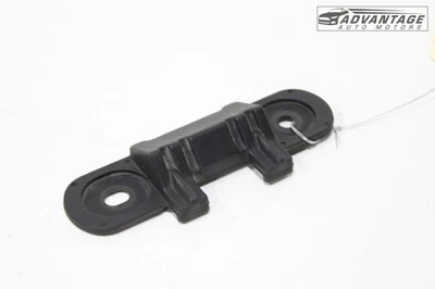 Toyota Prius 2016-2022 puerta levadiza derecha parachoques superior tope amortiguador OEM Foto 1 de 4