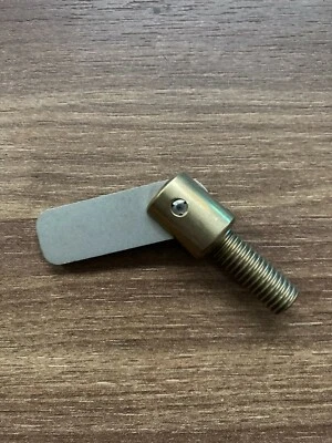 Steris S.T P/N V549368998 MONTAGGIO MANIGLIA ACCESSORI TAVOLO ALM Ricambi - Immagine 1 di 4