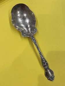 Violet by Wallace Sterling Silver Berry Spoon Scalloped 9 1/4" - Picture 1 of 7