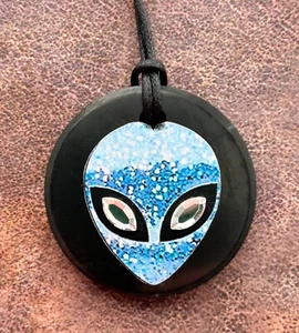 Shungite Large Pendant Jewelry Necklace Alien Outer Space X-Files - Picture 1 of 7