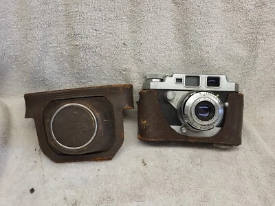 Vintage Aires II Seikosha Rapid 35 Film Camera w/ original leather case - Image 1 of 4