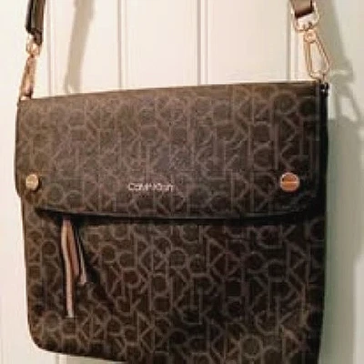Calvin Klein crossbody shoulder bag CK logo tan & brown with inside pockets! - Image 1 of 4