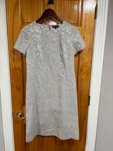 Paul Stuart Gray Floral Lace Jacquard Sheath Dress Size 6 Elegant Classic - Picture 1 of 7