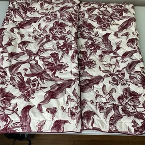2er Set Pottery Barn Kissenbezüge King Marcia Floral Wende gesteppt Merlot - Bild 1 von 5