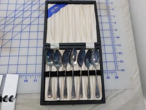 Set cucchiaio pompelmo piatto argento Sheffield vintage in astuccio, 6+1 - Foto 1 di 14