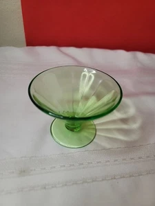 Vintage Federal Green Depression Glas Fuß Glas Optik Panel Sherbet Schale - Bild 1 von 5