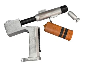James Bond Shark Gun Style Prop – 3D Printed Fan-Made Display Model - Foto 1 di 8