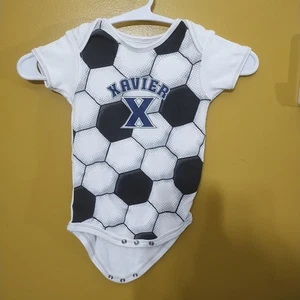 College Kids Xavier University Einteiler 18 Monate - Bild 1 von 3
