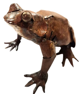 Brown Metal Toad Frog Figurine Made in Mexico 3.5" H x 4" W Home Decor - Picture 1 of 9