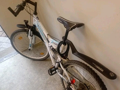 Talson 26" Mountainbike Shimano - 21 Gang, Schwarz/Blau - Bild 1 von 4