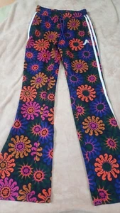 NWOT Adidas x Farm Rio Pull On Flare Leg Pants Daisies 2023 Style Sold Out S - Picture 1 of 5