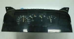 25089351 | GM FABRICANTE DE EQUIPOS ORIGINALES 45.617K VELOCÍMETRO MEDIDORES - Imagen 1 de 3