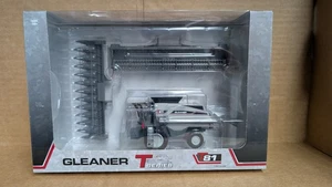 2025 SpecCast 1:64 Gleaner T81 Combine with Corn & Grain Heads NEW!! - Picture 1 of 5