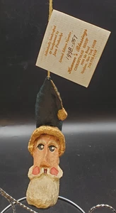 Vintage Jane Prohaska Handarbeit. Handbemalter Weihnachtsmann Mond Ornament - Bild 1 von 7